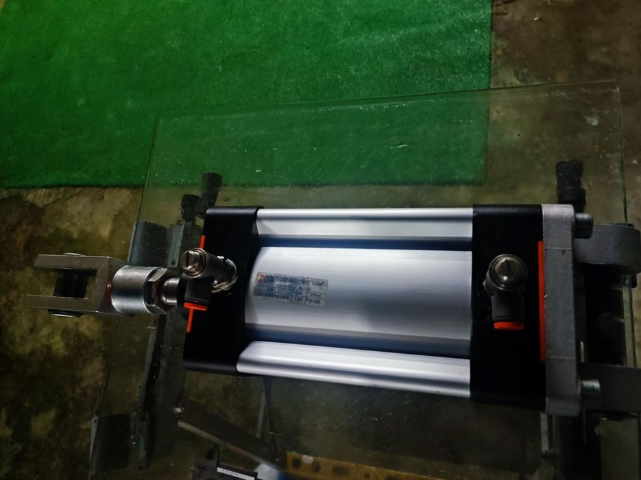 Cilindro pneumático