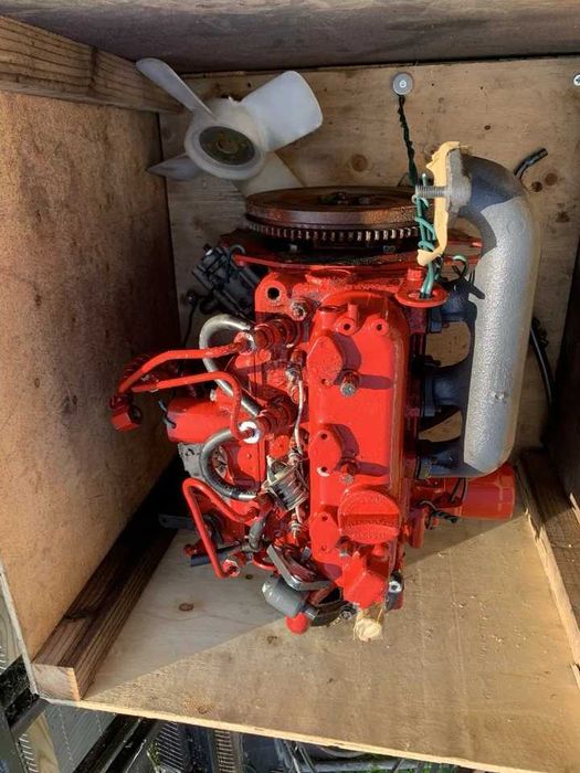 silnik Kubota d 600 3 cylindry Diesel