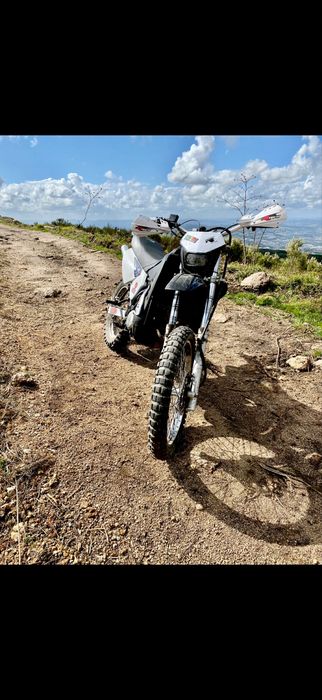 YAMAHA DTR125 em bom estado