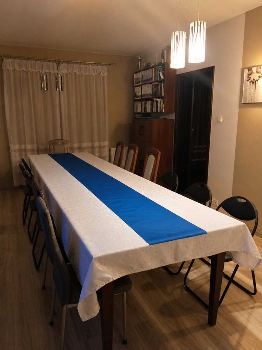 Stół duży do salonu