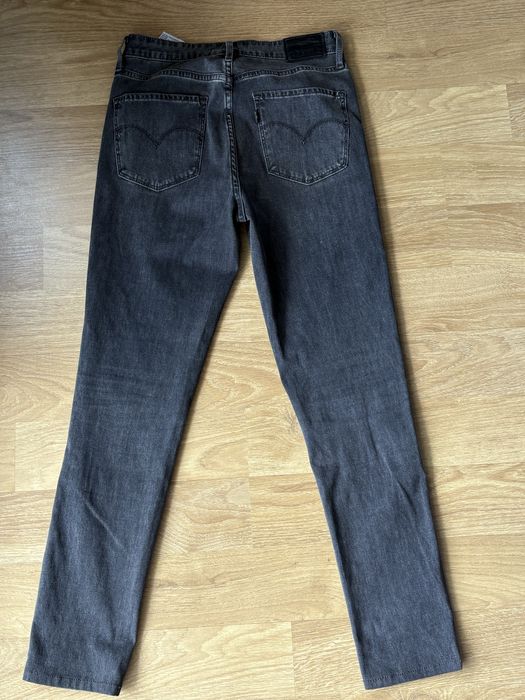 Spodnie grafitowe Levis