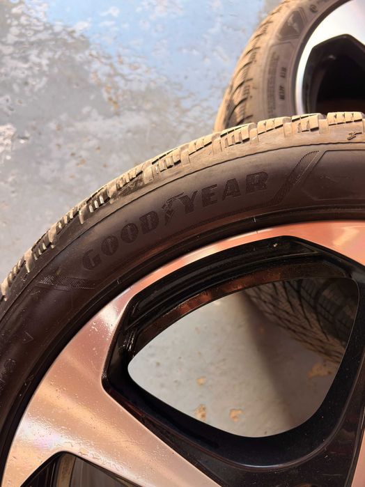 4 Jantes Mercedes com Pneus Goodyear e Michelin