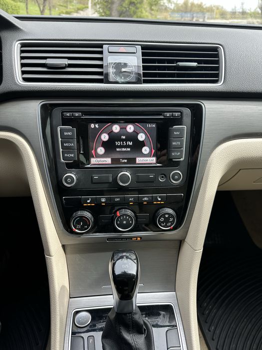 Volkswagen PASSAT NMS 2013