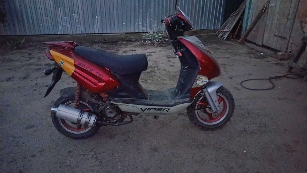 Скутер 4т 80кубів