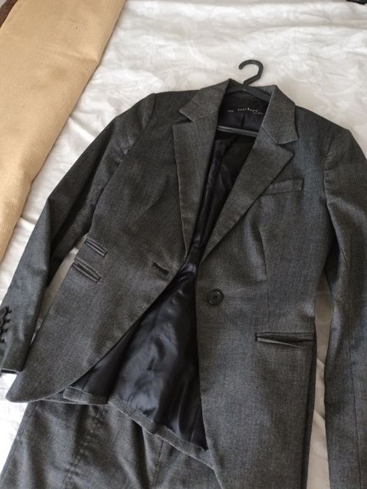 Blaser Zara bom estado