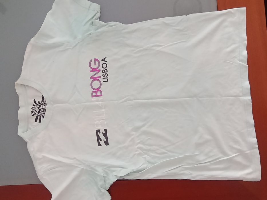 Tshirt	Billlabong	Lisboa	Tamanho S	usada em bom estado