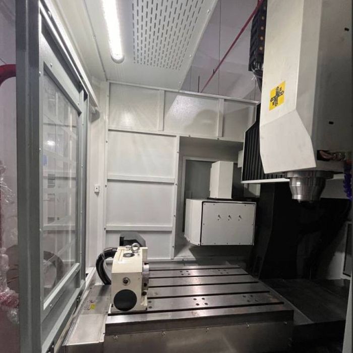 Фрезерний обробний центр, фрезерний станок, промисловий верстат