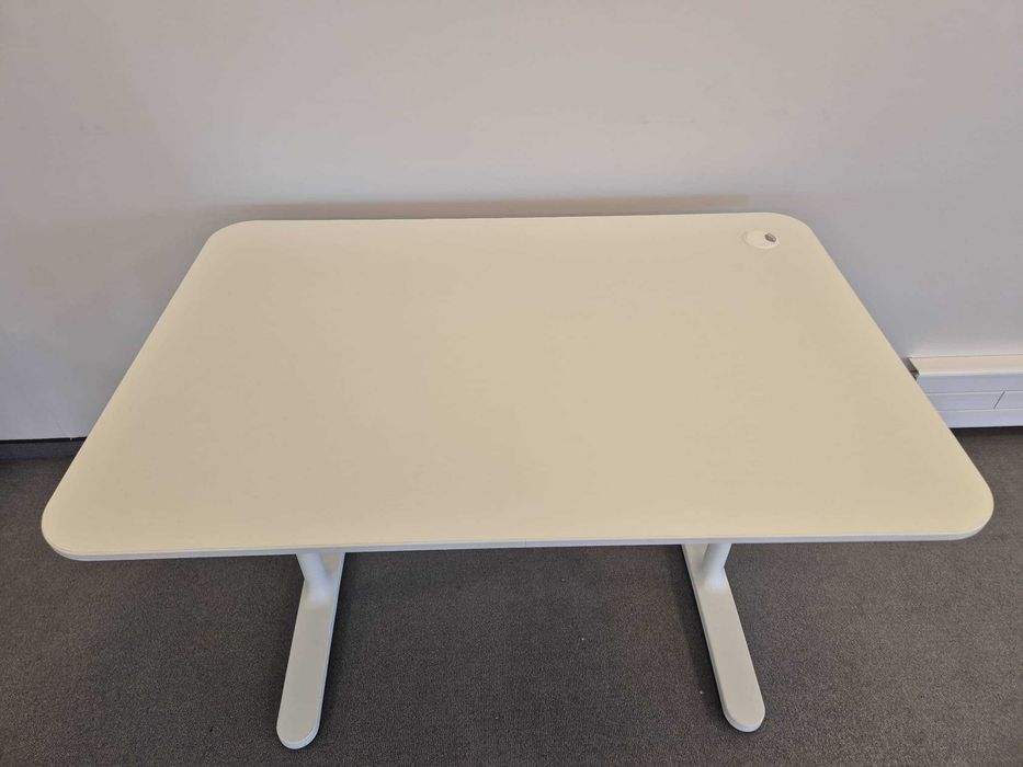 Biurko IKEA BEKANT 120×80 cm – stan bardzo dobry