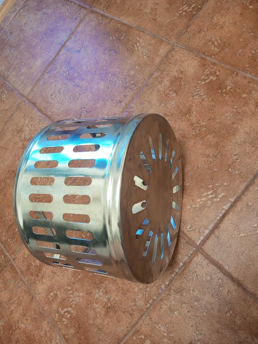 Продам контейнер з нержавіючої сталі.