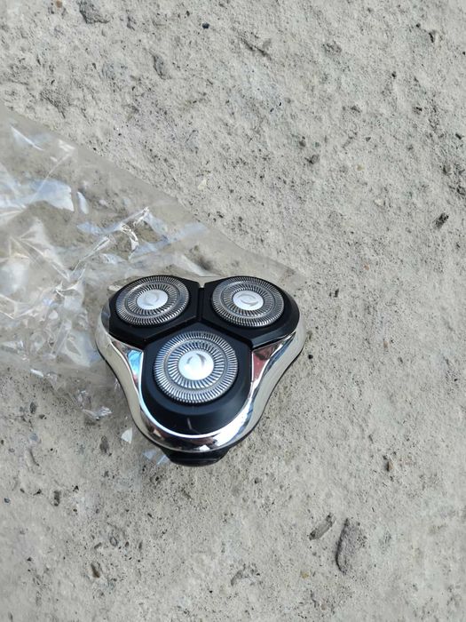 Продаю Змінна насадка для електробритви AD 2940