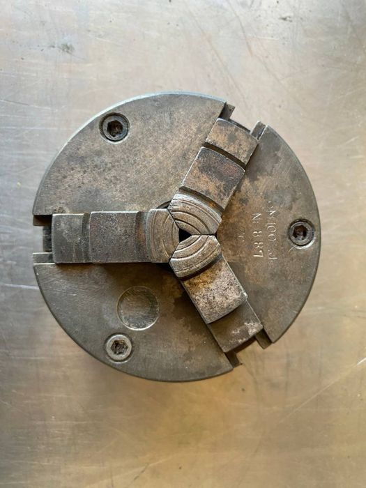 Токарні патрони 100,125 польські,радянські(планшайба)