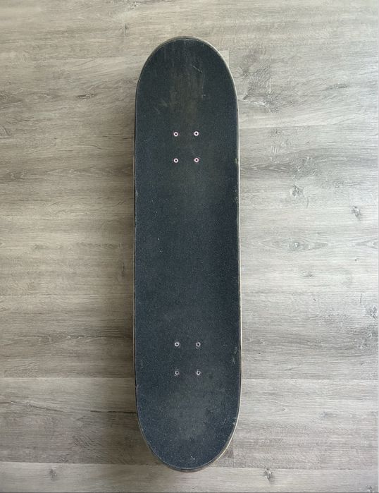 Skate semi novo + peças