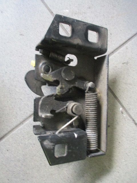 Fechadura / fecho capot FORD Fiesta VI (CB1, CCN)