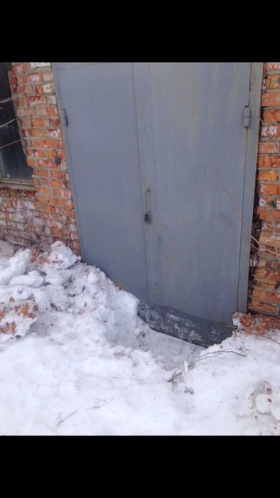 Продам комерційне приміщення 200 м2