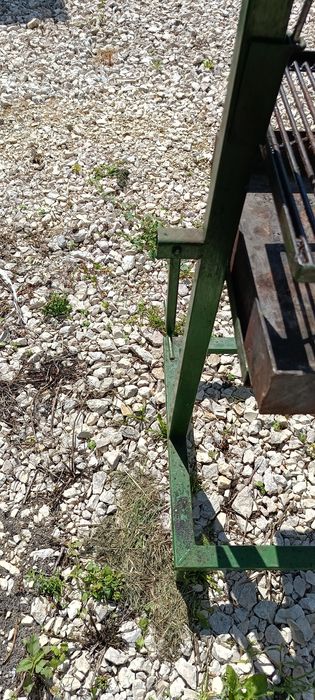 Grill wolnostojący stalowy