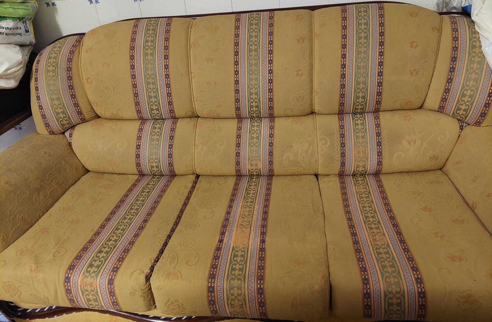 Terno de sofás (com sofá cama)