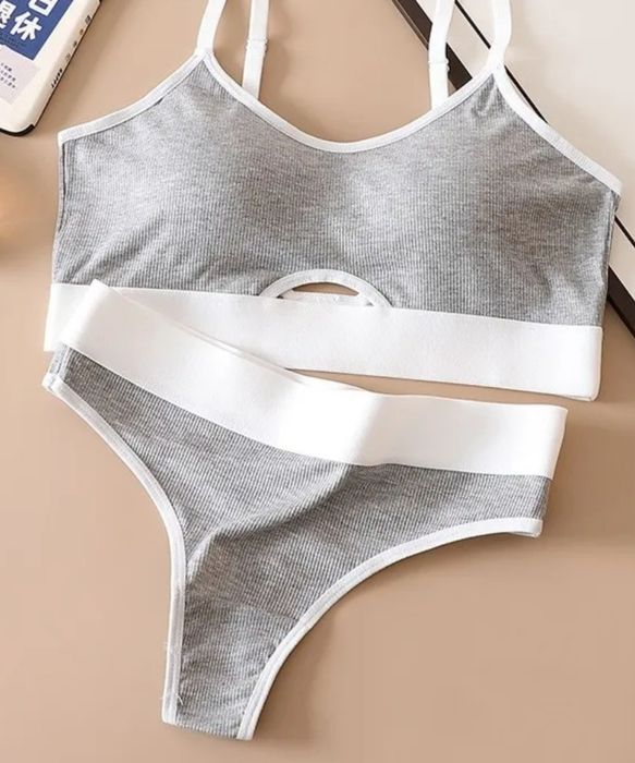 Жіночий комплект