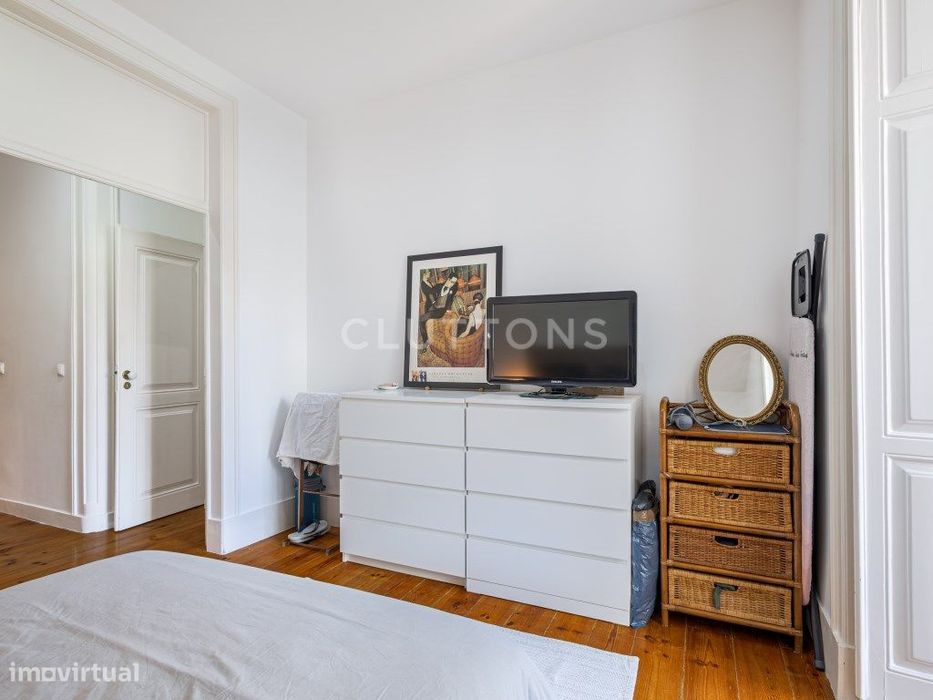 Venda Apartamento T3 , 112 m2 Renovado Varanda, Estefânia - Lisboa