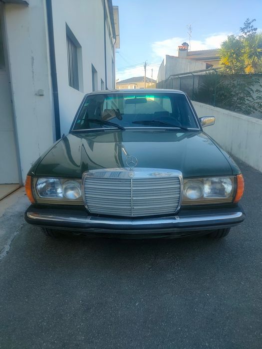 Mercedes-Benz 200