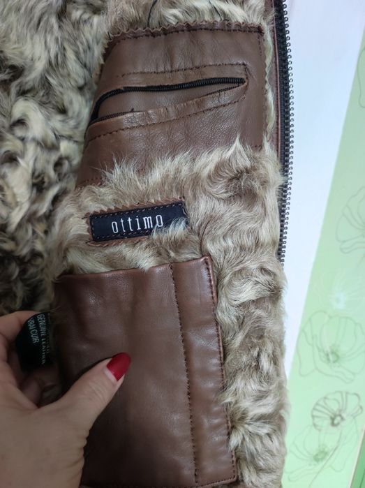 Мужская кожаная куртка с мехом волка