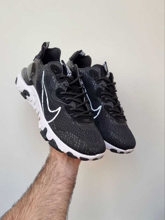 Чоловічі кросівки Nike React Vision "Black/White" Розміри 40-45