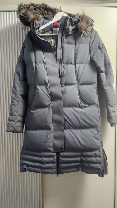 Зимній фабричний пуховик на натурвльному пуху