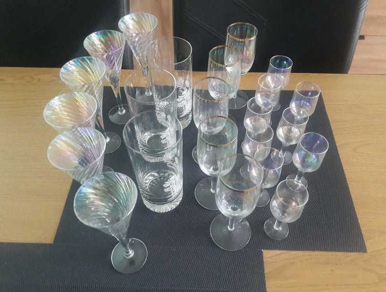 Zestaw kieliszków + 3 szklanki