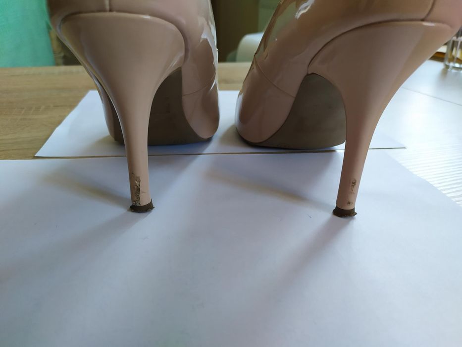 Beżowe / Nude szpilki