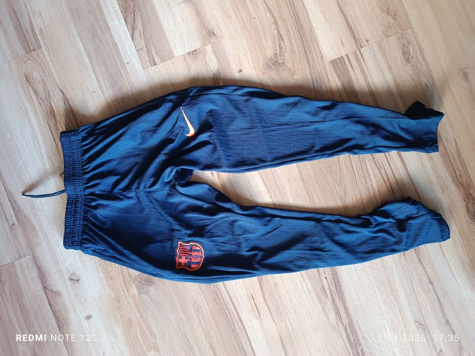 Komplet treningowy FC Barcelona r. 140/146