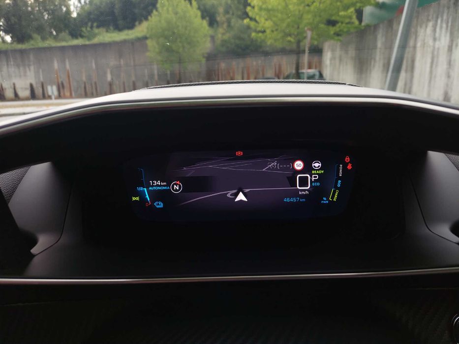 Peugeot e-2008 50 kWh GT