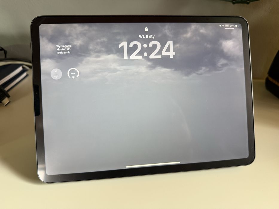 IPad Pro 11 - 2 generacji + Etui Apple Smart Folio do iPad Pro + Folia