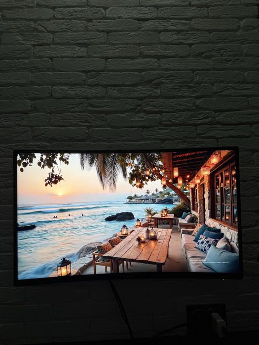 Продам  Монитор 27" MSI MAG 274CQF