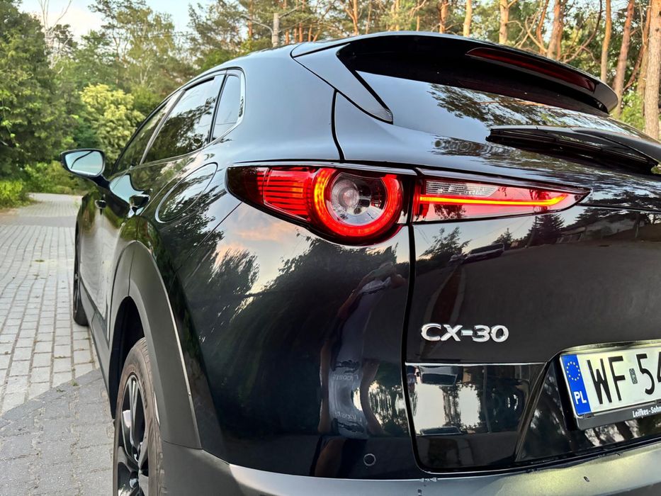Mazda cx-30 Mazda 3 tłumnik srodkowy