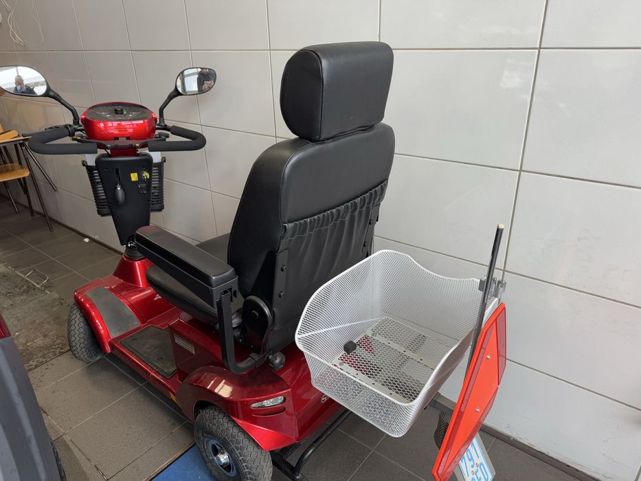 Skuter wózek inwalidzki Sterling S4 25