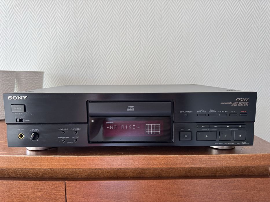 Odrwarzacz cd Sony CDP X202ES