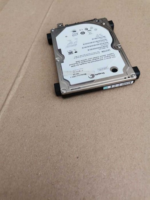 Жесткий диск винчестер HDD Seagate 160GB 5400rpm 8MB ST9160821AS SATA