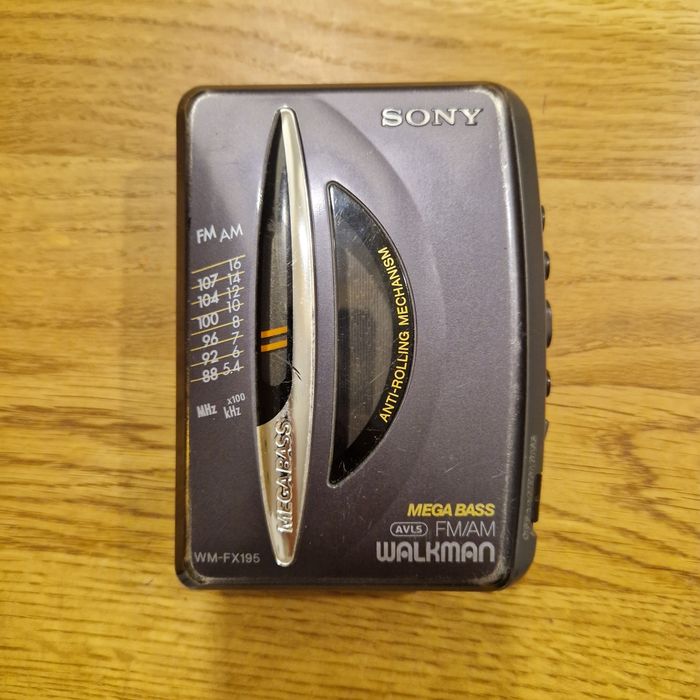 Walkman Sony WM-FX195