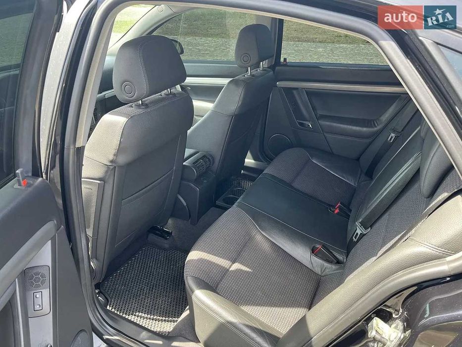 Opel Vectra 2.2 GTS 2008