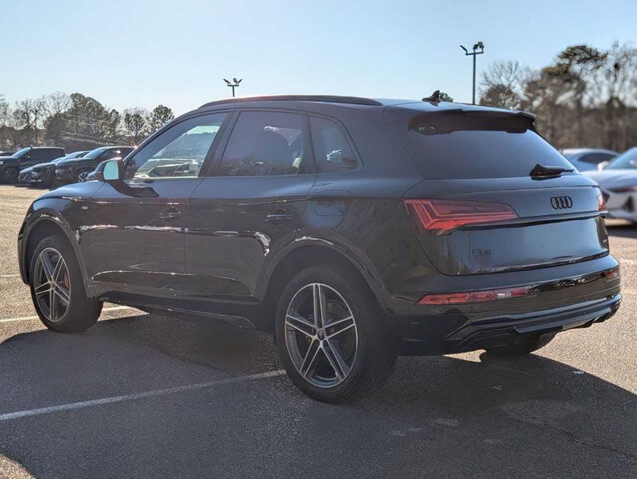 Audi Q5 e quattro S line Prem Pl 55 TFSI      2024