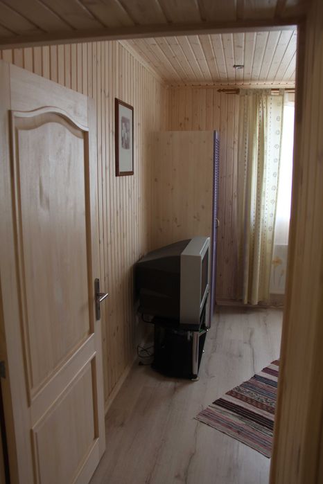 Поверх будинку, окремий вхід, ел\ен без відключень, закрите подвір"я