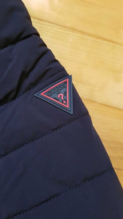 *Guess* męska kurtka pikowana