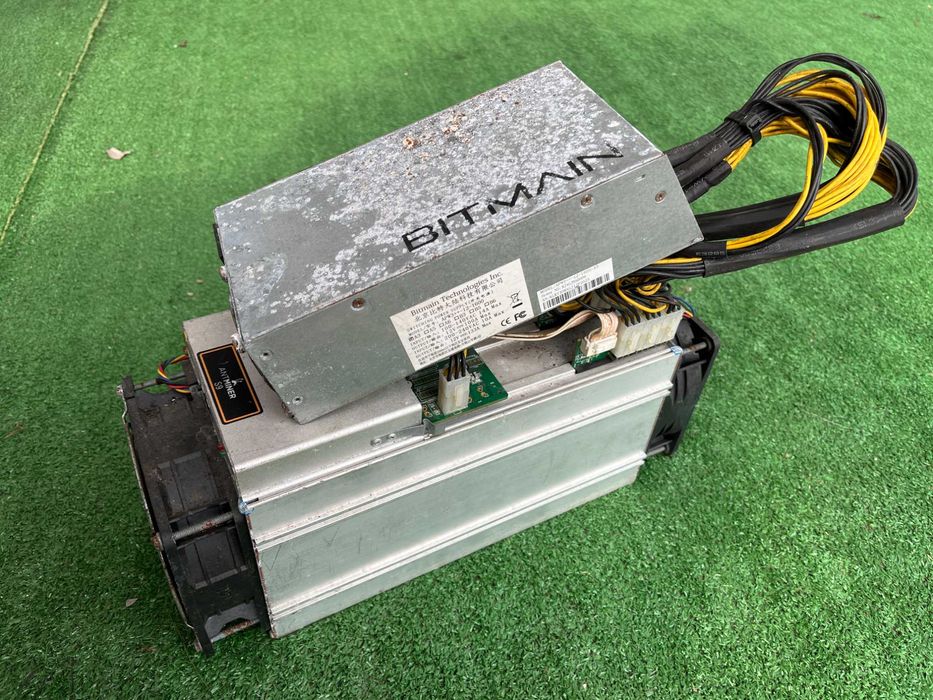 ASIC-майнер Bitmain Antminer модель L3+