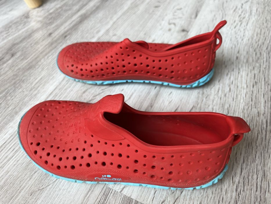 Buty do wody/pływania/na kamieniste plaże, dziecięce r. 31-32