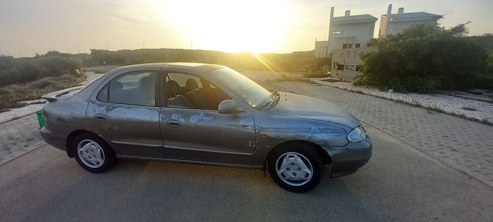 Hyundai lantra 1.6 gls impecável
