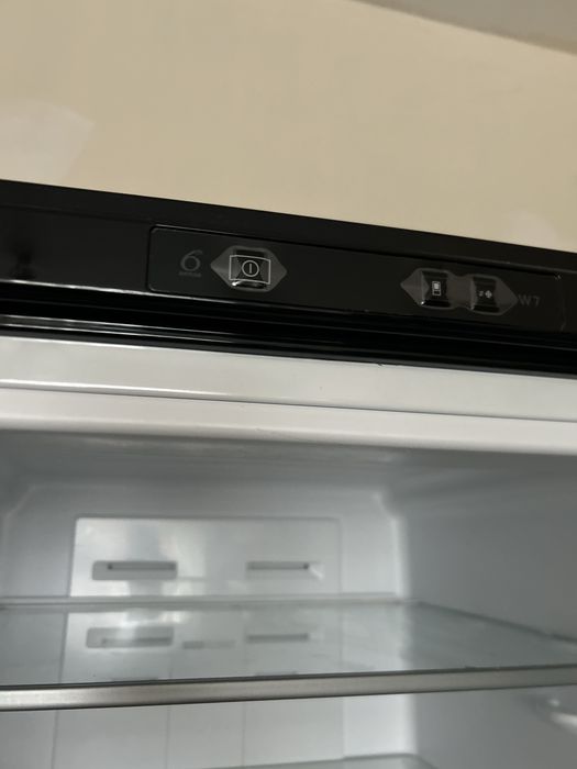 Chłodziarko zamrażarka Whirpool W7