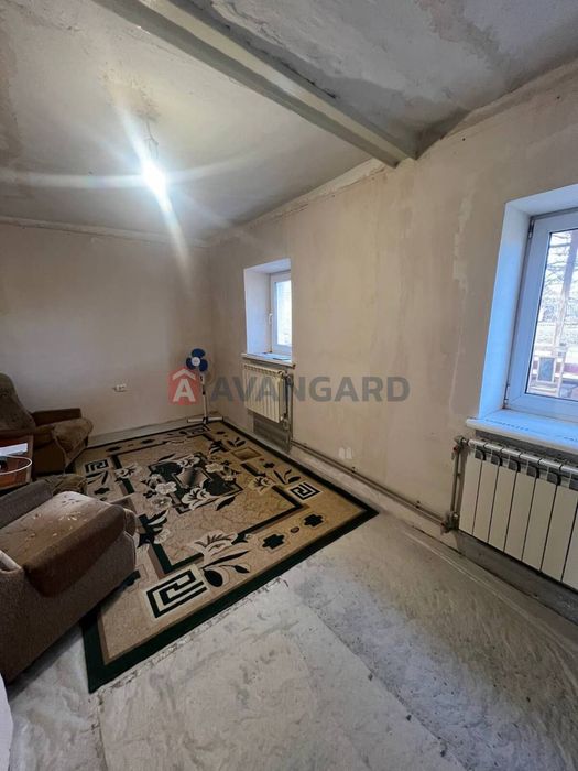 Продаж будинку+8соток приватизованої землі+літня кухня. Запоріжжя ліве