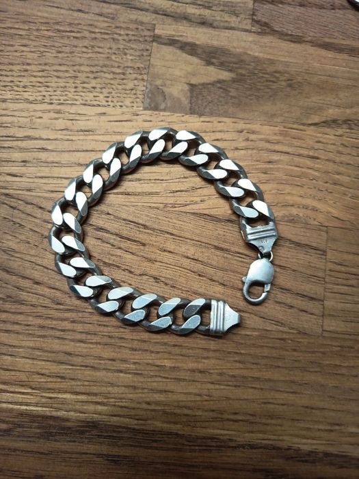 Srebrna bransoletka i łańcuszek