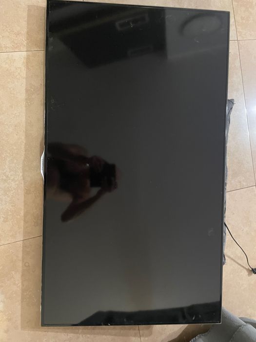 Telewizor marki Samsung UE46F6770SS.