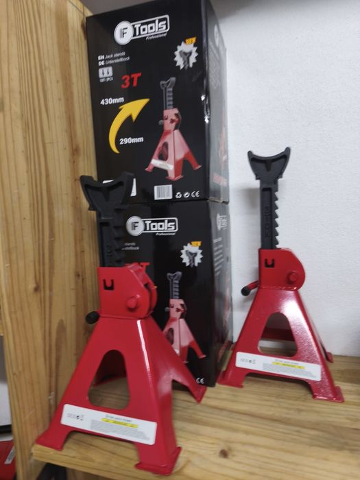 CONJUNTO 500€€ carrinho 7 gavetas completas+macaco4T+ perguiças3T