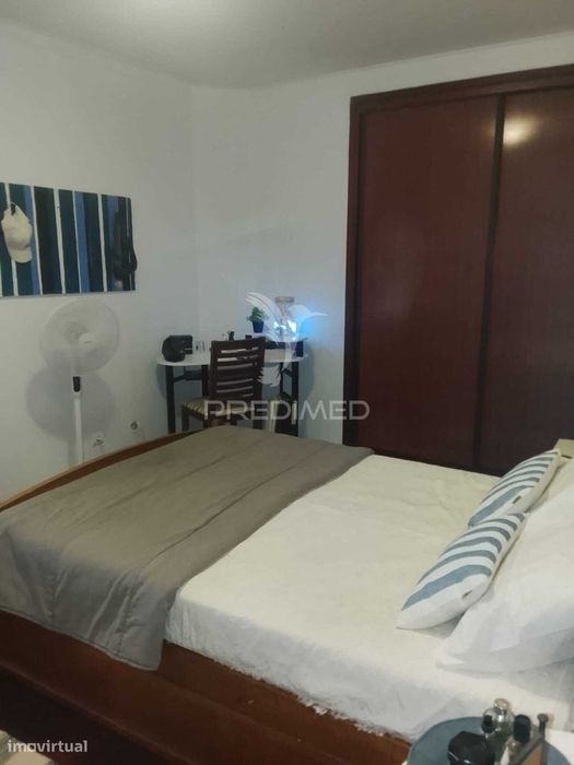 T3 com 110 m² no Fogueteiro — Espaço, luminosidade e localização!